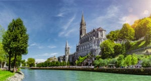Lourdes 2 shutterstock 1453346174, zin in frankrijk