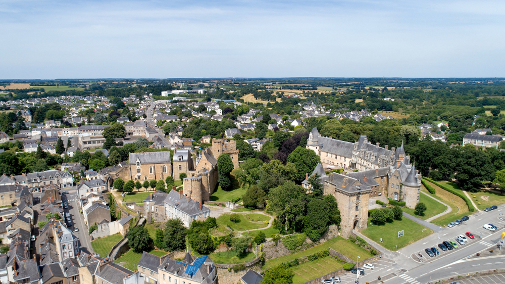 Châteaubriant Loire Atlantique shutterstock 1121693018, Bezienswaardigheden Loire-Atlantique