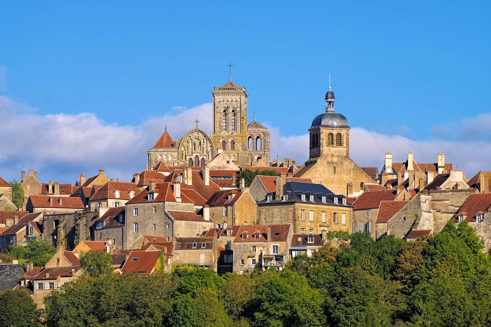 Vézelay Yonne shutterstock 555263857, Bourgogne