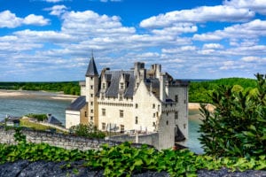 Montsoreau Maine et Loire shutterstock 1194990844, zin in frankrijk