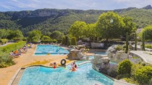 RCN Val de Cantobre zwembad 1 916x516 1, zin in frankrijk