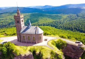 Rocher de Dabo Moselle shutterstock 1420290635, zin in frankrijk