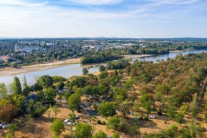 Frankrijk Bannay Camping de lile ExtraLarge, zin in frankrijk